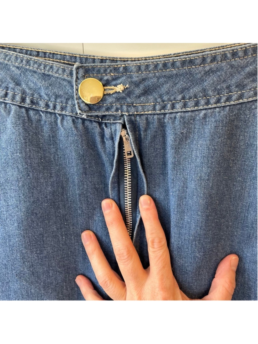 Vintage 70s A-Line Denim Midi Skirt Utility Pockets, Adjustable Waist 26-27” (S) - Picture 7 of 10